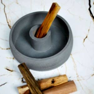 Palo Santo Gri Tütsülük, Beton Tütsü Tabağı veya Beton Şamdan