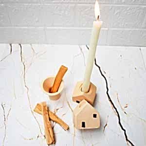 Ev Figürlü  Şamdan Mumluk, 1 Adet Palo Santo Tütsü ve Tütsülük