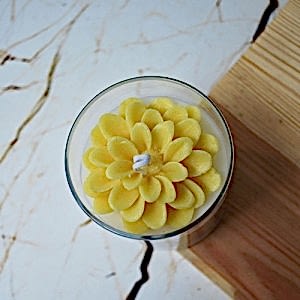 Dekoratif SARI Çiçekli Kokulu Bardak Mum
